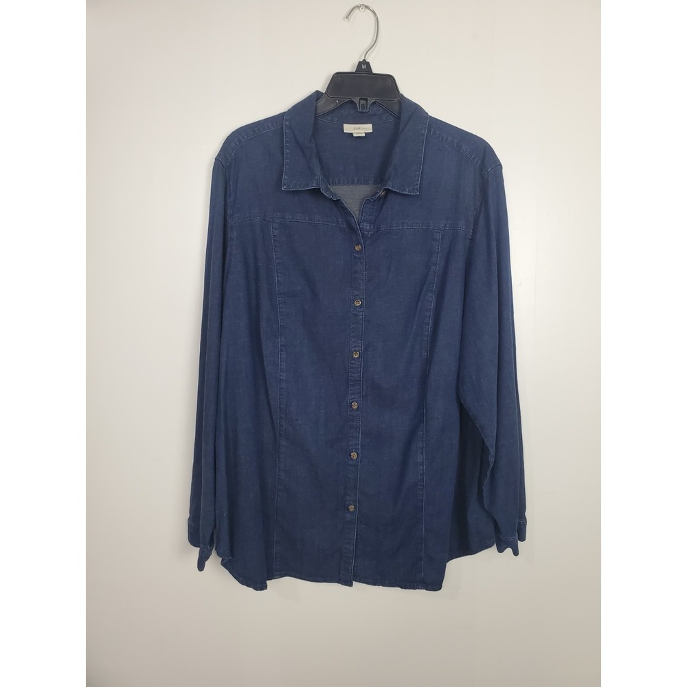 Women's‎ J.Jill soft denim shirt, Blue button-front, long sleeves, size 2XL.